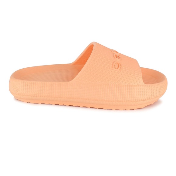 bebe Malga pool slide sandal with bebe logo for casual look